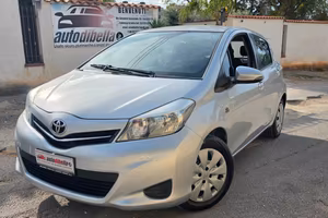 Toyota Yaris 1.0 LOUNGE 5 PORTE UNICA PROPRIETARIA