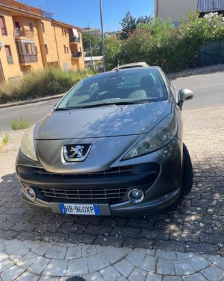 Peugeot 207 CC 1.6 HDI