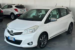 Toyota Yaris 1.0 5 porte Lounge 2014