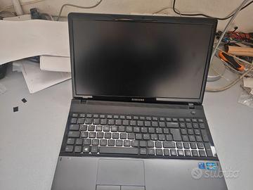 PORTATILE I3 INTEL FUNZIONANTE ....LEGGI BENE...