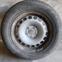 Cerchioni Volkswagen 215/65 R16 in metallo