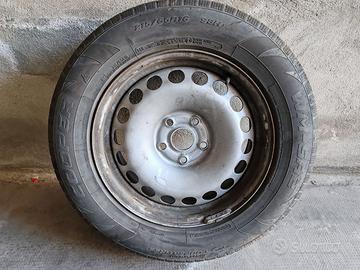 Cerchioni Volkswagen 215/65 R16 in metallo