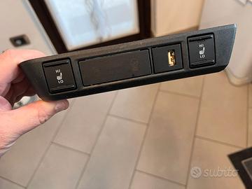 Interruttore riscaldamento sedile Toyota Yaris IV