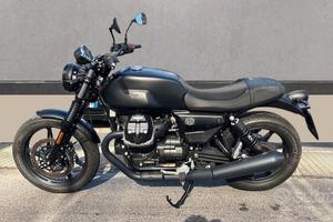 Moto Guzzi V7 Stone V serie 06.2025 NUOVA