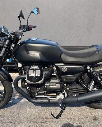 Moto Guzzi V7 Stone V serie 06.2025 NUOVA