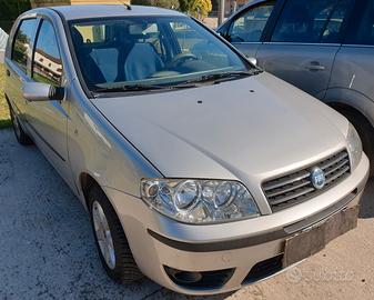 FIAT Punto 3ª serie - 2004