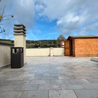 Appartamento con terrazza vista mare e garage