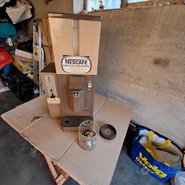 MACCHINA DA CAFFE FAEMA DISTRIBUTORE A GETTONE