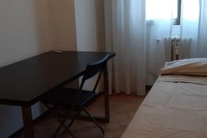 Stanza singola con posto auto a Arcore