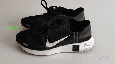 Scarpe NIKE Reposto