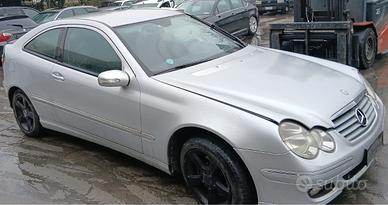 Ricambi vari usati Mercedes C200 anno 2005