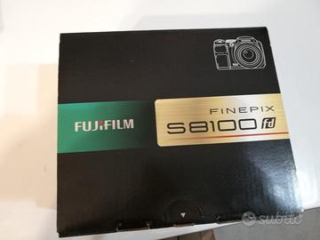Macchina fotografica fujifilm finepix s 8100fd