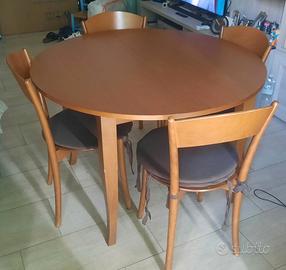 Tavolo da pranzo