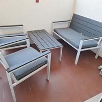 set da giardino due poltrone, divano e tavolo