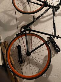 Bicicletta a scatto fisso - invertibile