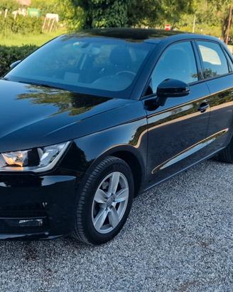 Audi A1 SPB 1.0 TFSI ultra Design