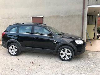 auto chevrolet captiva