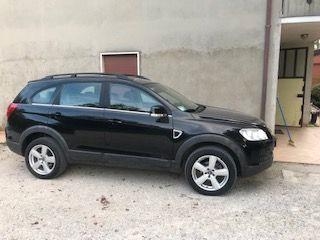 auto chevrolet captiva