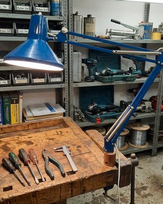 Lampada blu da officina anni '80