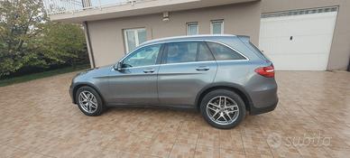 Automobile Mercedes GLC 250