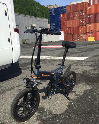 Bicicletta E-bike ADO pieghevole