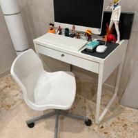 Scrivania + Sedia