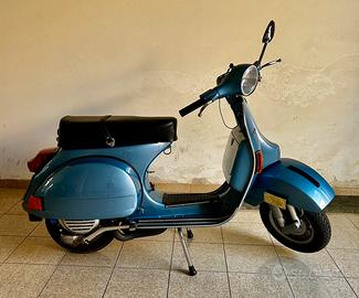 Piaggio Vespa P200E