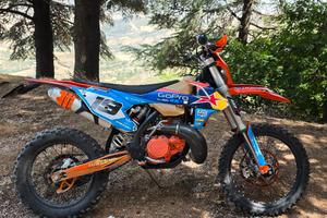 KTM EXC 300 2017 – Ultimo modello a carburatore