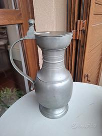 Antica Brocca in Peltro Punzonata