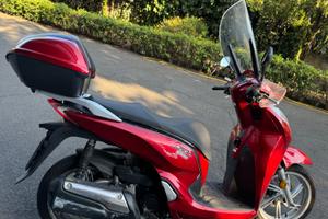 Scouter Honda 300