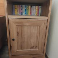 comodino camera letto ikea legno