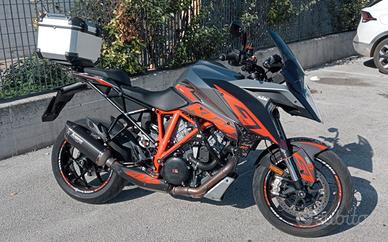 KTM SUPER DUKE 1290 GT