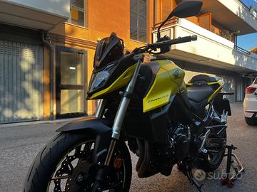 HORNET 750 2023