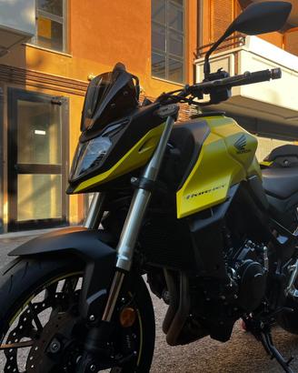 HORNET 750 2023