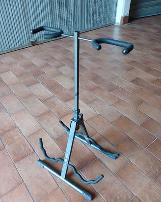 Stand doppio per chitarre/basso