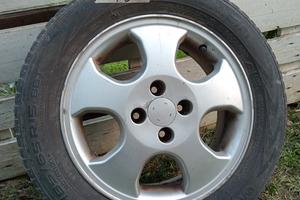 cerchi in lega R15 fiat Opel 4 fori