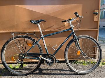 Bicicletta trekking Kastle