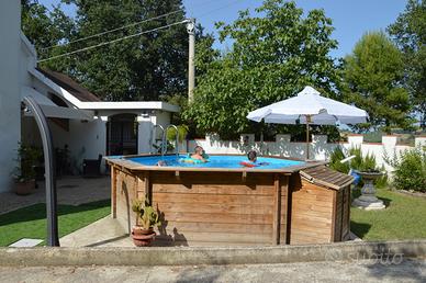 Le Querce - casolare con piscina AGOSTO