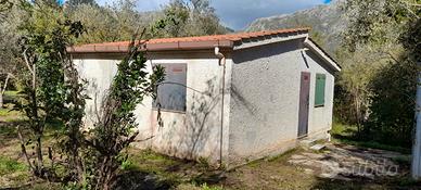 Villetta Piano Geli + 1600 mq Terreno