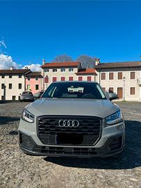 Audi Q2 35tfsi STronic