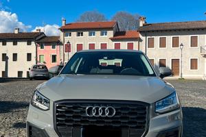 Audi Q2 35tfsi STronic