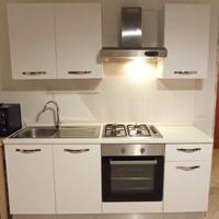 Cucina bianca lunghezza 198 cm