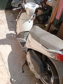 Aprilia Scarabeo 200 - 2011