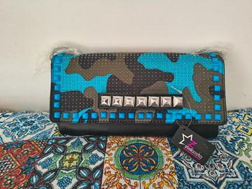 Borsa NUOVA pochette camouflage e borchie