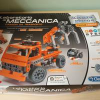 Laboratorio di Meccanica Camion da trasporto