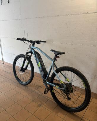 Rockrider E-ST100