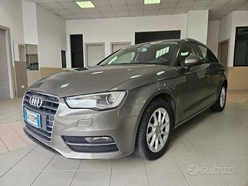 Audi A3 SPB 1.6 TDI 105 CV CR Ambition