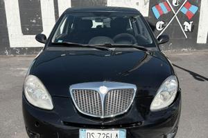 Lancia y 1.2