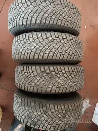 Gomme chiodate Continental 205/60R16