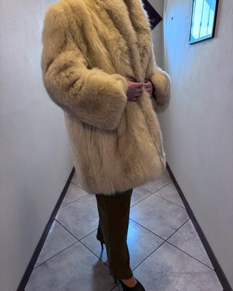 Pelliccia volpe bianca